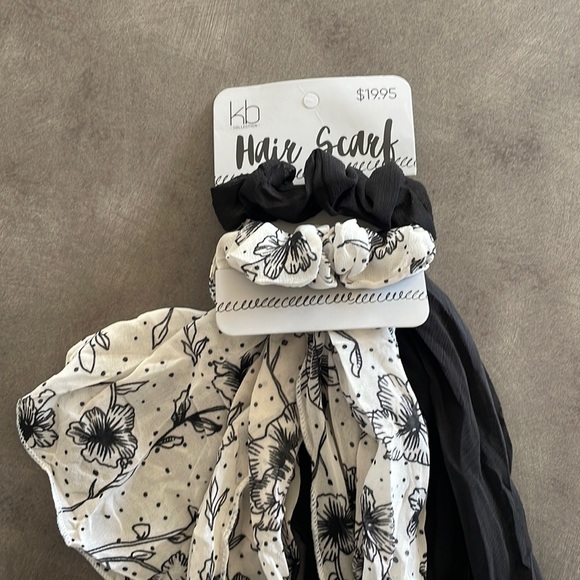 Brand new hair scarfs - Picture 2 of 4